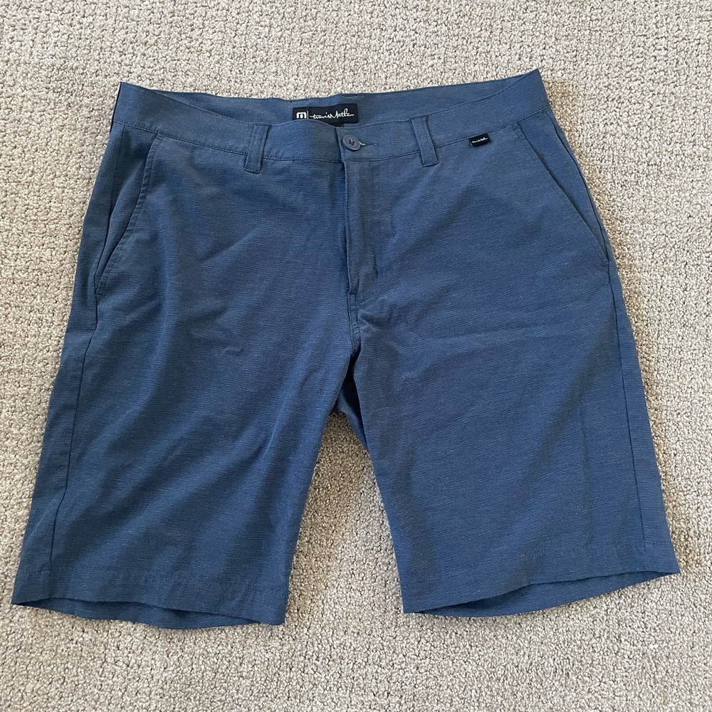 Travis Mathew Blue Shorts (34)